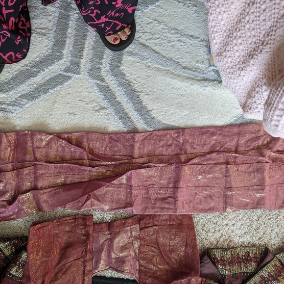 Indian saree - Picture 4 of 5